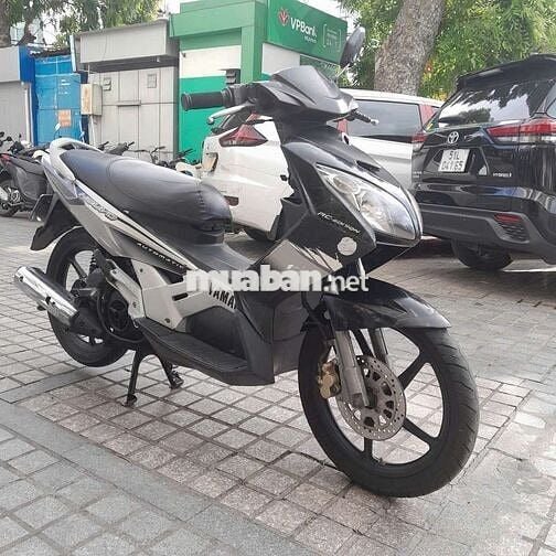 Xe novo giấy tờ đầy đủ