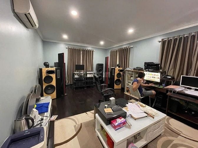 Cần bán Biệt thự Jamona City - nt cao cấp - hướng đông Nam