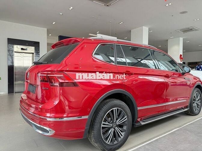 Volkswagen Tiguan Hỗ trợ 100% Thuế Trước Bạ