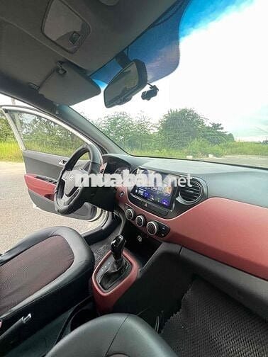 Hyundai Grand i10 2018 Sedan 1.2 AT - 71000 km