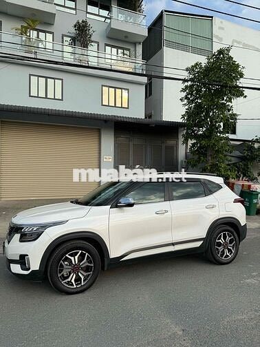 Kia Seltos 2021 Premium 1.4 AT - 67000 km