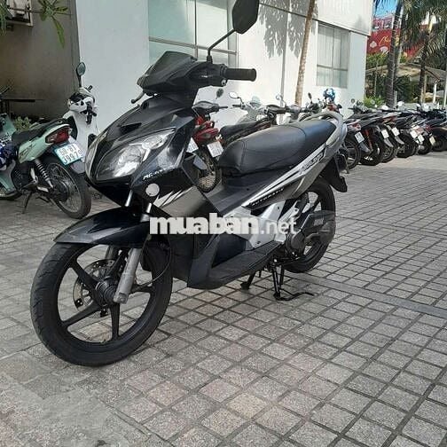 Xe novo giấy tờ đầy đủ