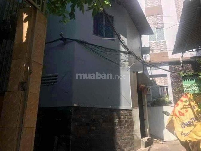 Cho thuê nhà hẻm 3m(BG) Âu Cơ, P.14, Q.11 giá 6tr 