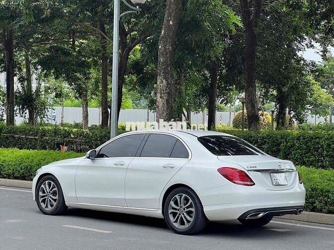 Mercedes Benz C200 sx 2017 màu trắng đẹp
