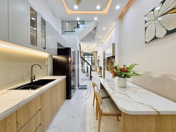 CHÍNH CHỦ BÁN NHÀ GÒ VẤP ĐÚC 3LẦU NHÀ MỚI ĐẸP 4PN HẺM XE HƠI GIÁ MỀM