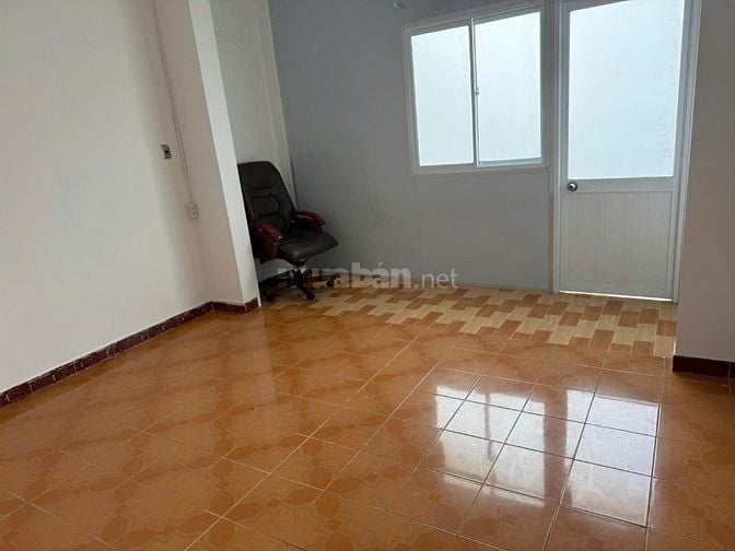 Cho thuê nhà mặt tiền Nguyễn Thái Bình, P.4, Q.Tân Bình giá 25tr