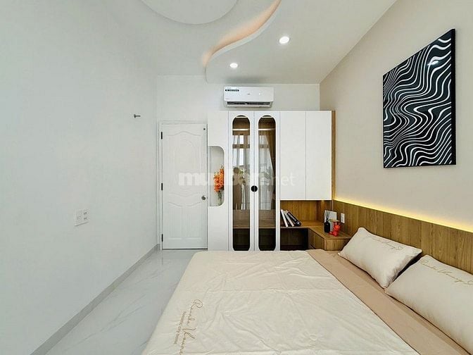 CHÍNH CHỦ BÁN NHÀ GÒ VẤP ĐÚC 3LẦU NHÀ MỚI ĐẸP 4PN HẺM XE HƠI GIÁ MỀM