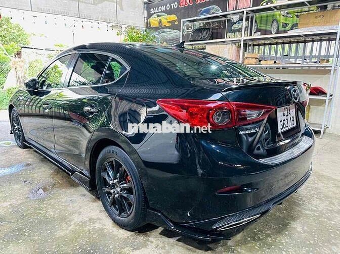 Mazda 3 2016 1.5 AT Sedan - 90000 km