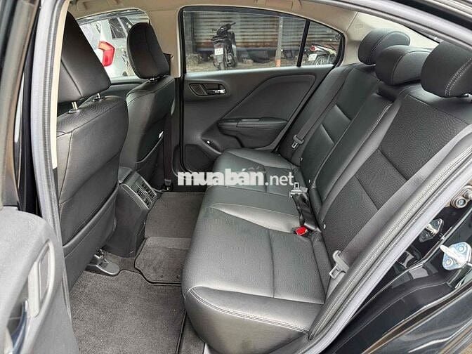 Honda City 2019 1.5 TOP - 17000 km