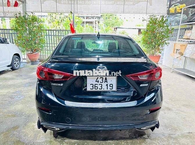 Mazda 3 2016 1.5 AT Sedan - 90000 km