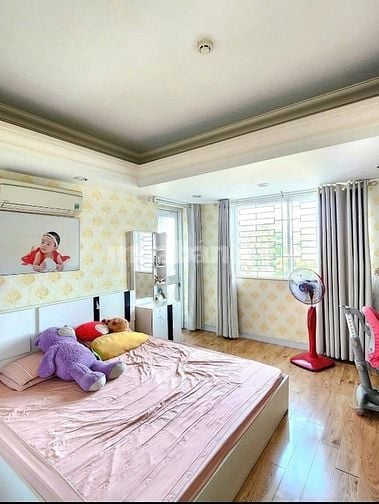 CCCC ParkLegend Hoàng Văn Thụ, TB: 2p ngủ, nhà mới 18tr/tháng.
