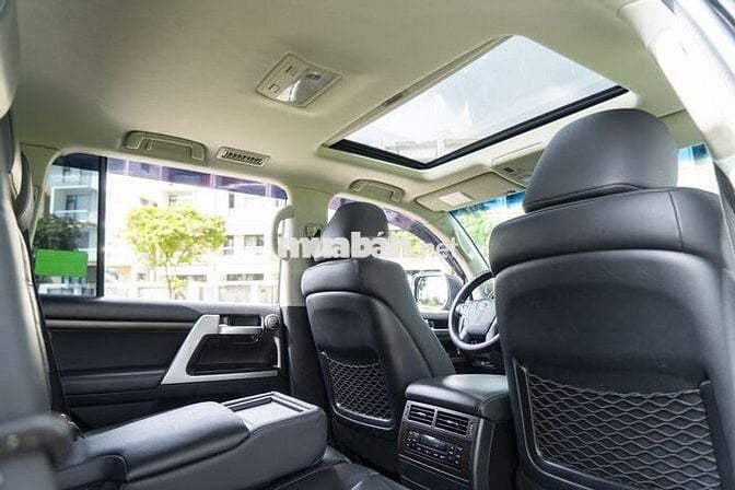 Toyota Land Cruiser VX 4.6 V8 2019