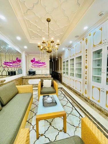 Cho thuê nhà góc hai mặt tiền số 150C Huỳnh Văn Bánh, Phường 11, Quận 