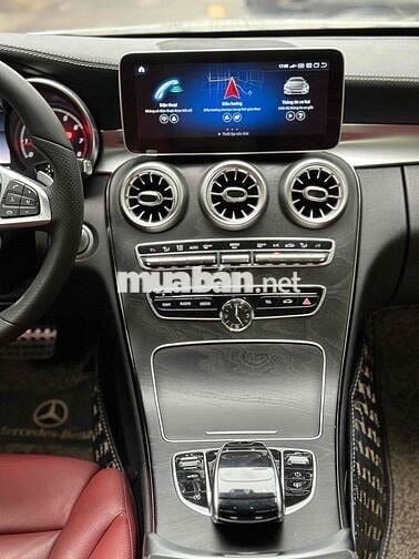 Mercedes Benz C300 AMG Class 2016 - 86000 km