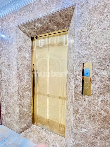 Cho thuê nhà góc hai mặt tiền số 150C Huỳnh Văn Bánh, Phường 11, Quận 
