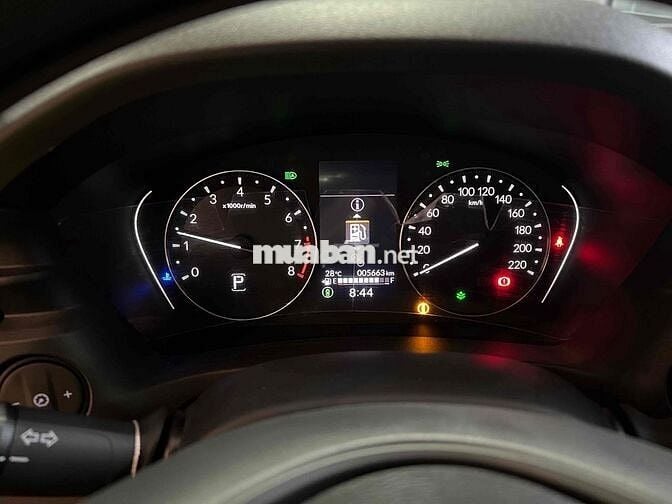 Honda HRV G Đỏ 2024- 5600 km, Ngân hàng vay 70% xe