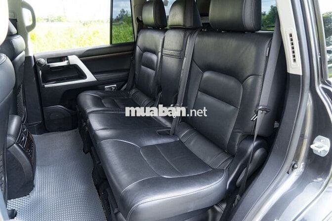 Toyota Land Cruiser VX 4.6 V8 2019