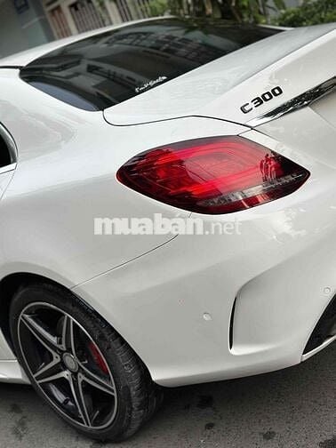 Mercedes Benz C300 AMG Class 2016 - 86000 km