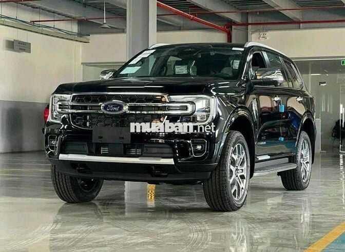 Ford Everest đủ màu giao ngay giá ưu đãi