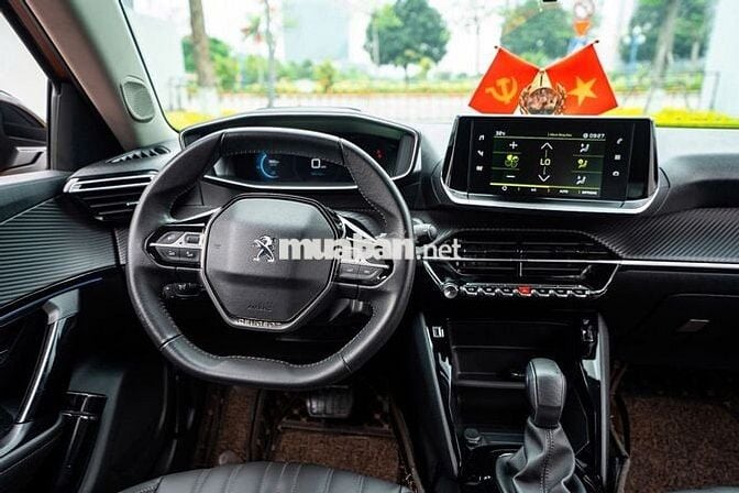 Peugeot 2008 GT Line 1.2 AT 2021 - 30000 km