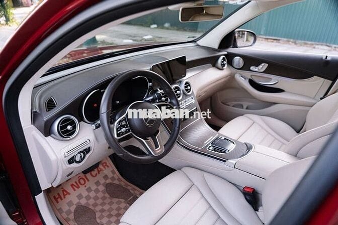 Mercedes Benz GLC200 4MATIC 2020 - 63000 km