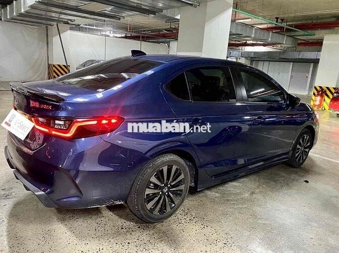 Honda City RS Xanh 2024- 4180km, hỗ trợ vay 70% xe