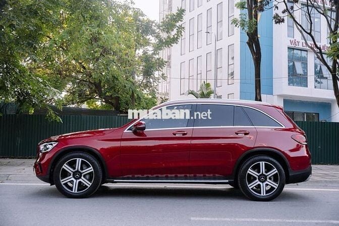 Mercedes Benz GLC200 4MATIC 2020 - 63000 km