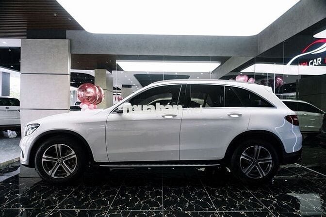 Mercedes Benz GLC 200 2018 - 82000 km