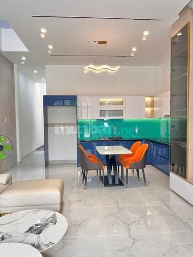 BÁN NHÀ 1T/1L MỚI 100% FUL NỘI THẤT ĐƯỜNG VÕ VĂN KIỆT SÁT TP MỚI