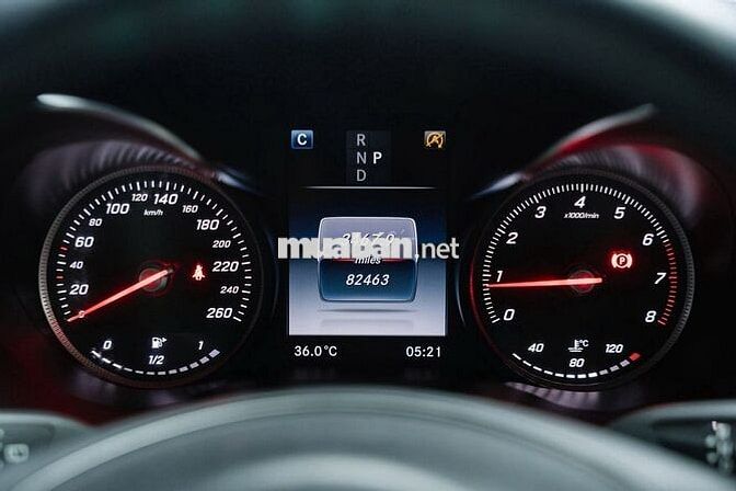 Mercedes Benz GLC 200 2018 - 82000 km
