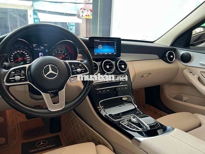 Mercedes Benz C Class 2020 C 180 AMG - 23000 km