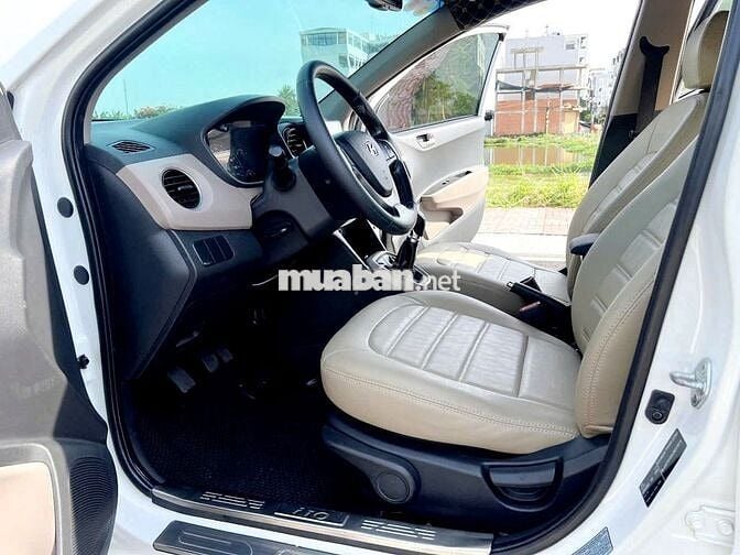 Hyundai Grand i10 2018 Sedan 1.2 MT - Bản  đủ