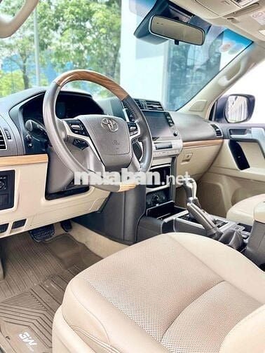 Toyota Land Cruiser Prado 2022 - 6000 km