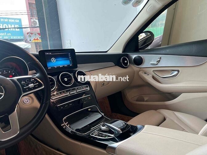 Mercedes Benz C Class 2020 C 180 AMG - 23000 km