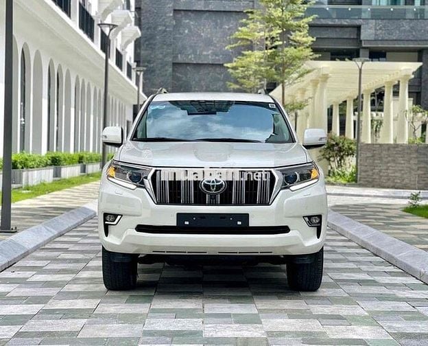 Toyota Land Cruiser Prado 2022 - 6000 km