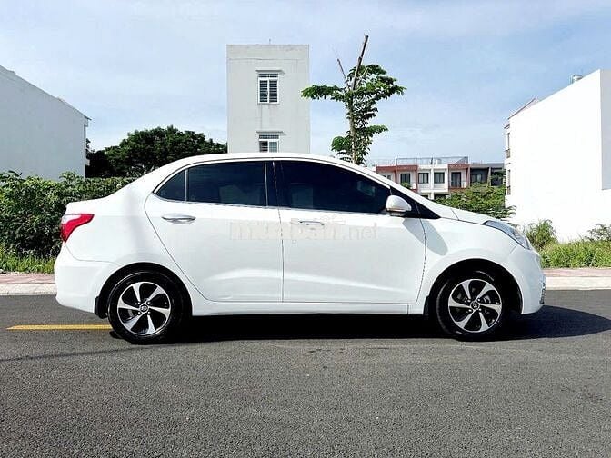 Hyundai Grand i10 2018 Sedan 1.2 MT - Bản  đủ