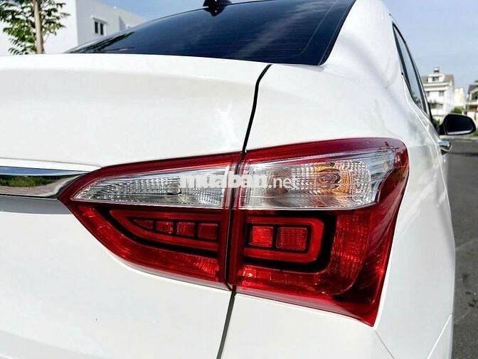 Hyundai Grand i10 2018 Sedan 1.2 MT - Bản  đủ