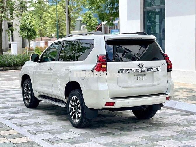 Toyota Land Cruiser Prado 2022 - 6000 km