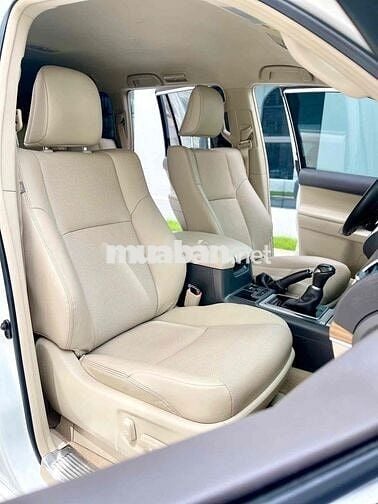 Toyota Land Cruiser Prado 2022 - 6000 km