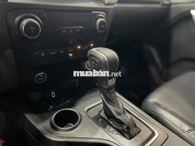 Ford Everest 2019 Trend 2.0L  AT 4x2 - 102000 km