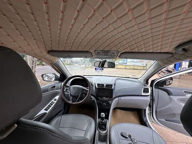 Hyundai Accent 2013 1.4 MT - 110000 km