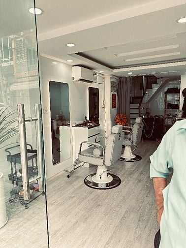 Sang hđ nhà mặt tiền kinh doanh Q10