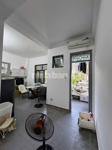 Chính chủ bán nhà Chung Cư Xa La. Cầu Bươu. Hà Đông. Hà Nội Lô góc toà