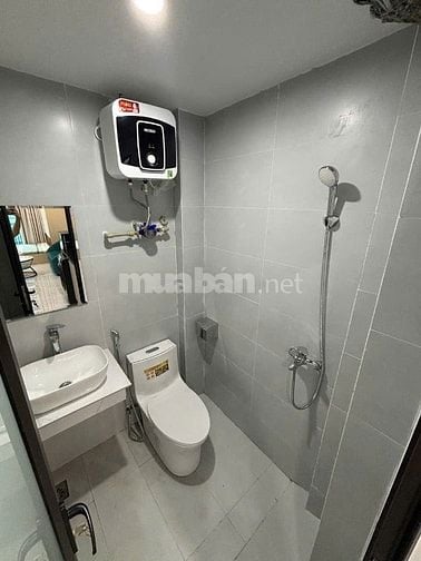 PHÒNG MỚI KHAI TRƯƠNG, TRỐNG NHIỀU
