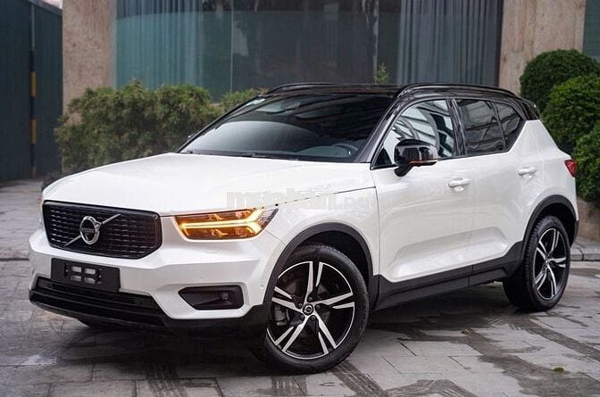 Volvo XC40 T5 AWD 2021 - 21000 km