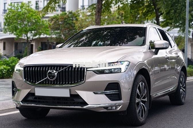Volvo XC60 Ultimate B6 AWD 2023 - 7000 km