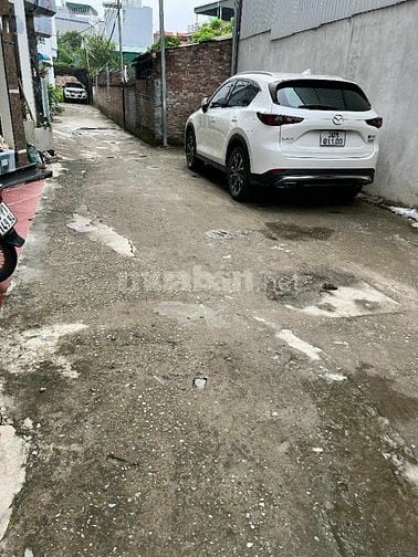 Nhà Bát Khối Đẹp Miễn Chê - 15m Ra Ô tô 7 Chỗ Đỗ - Chỉ Hơn 5 Tỷ xíu