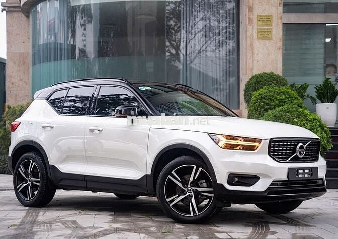 Volvo XC40 T5 AWD 2021 - 21000 km