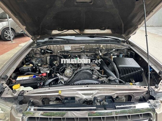 Ford Everest 2009 2.5L 4x2 MT - 170000 km