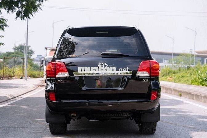 Toyota Land Cruiser VX 4.6 V8 2014